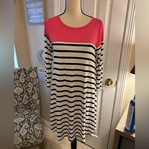Pinkblush Maternity Dress Pink & Black/White stripe.  Small  Has side pockets